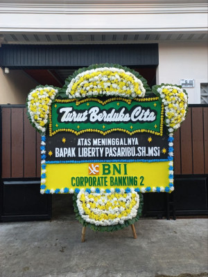Papan Bunga Duka di Kapas